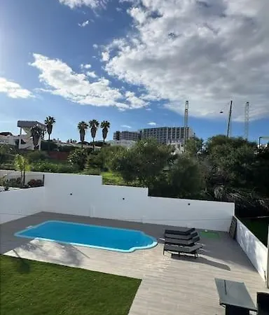 Villa Feliz - Large - Pool
