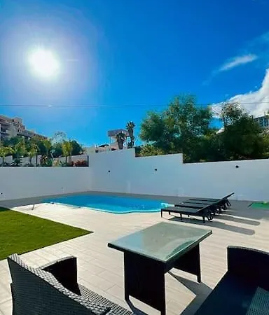 Villa Feliz - Large - Pool